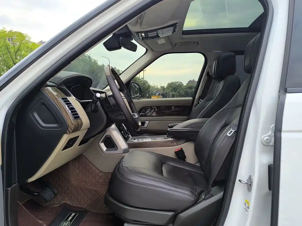 Land Rover Range Rover — миниатюра 5