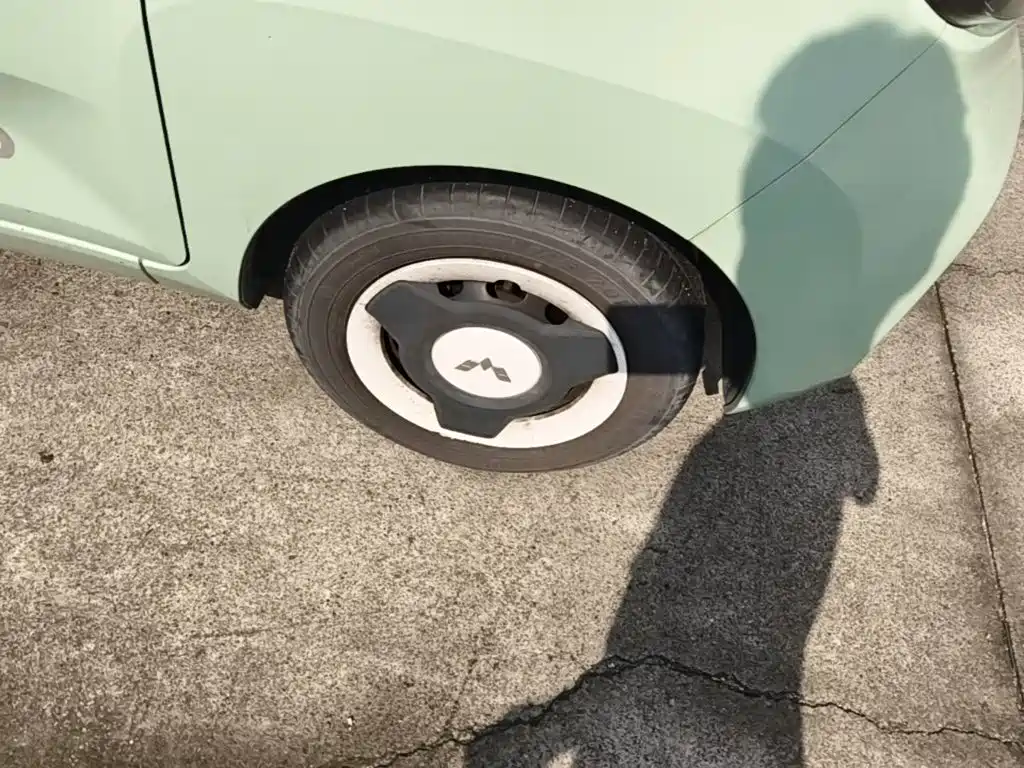 Wuling MINIEV — миниатюра 12