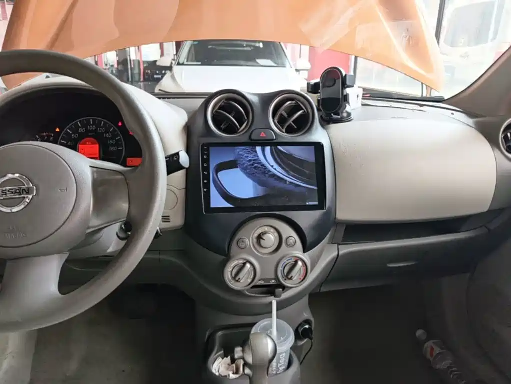 Nissan March — миниатюра 13