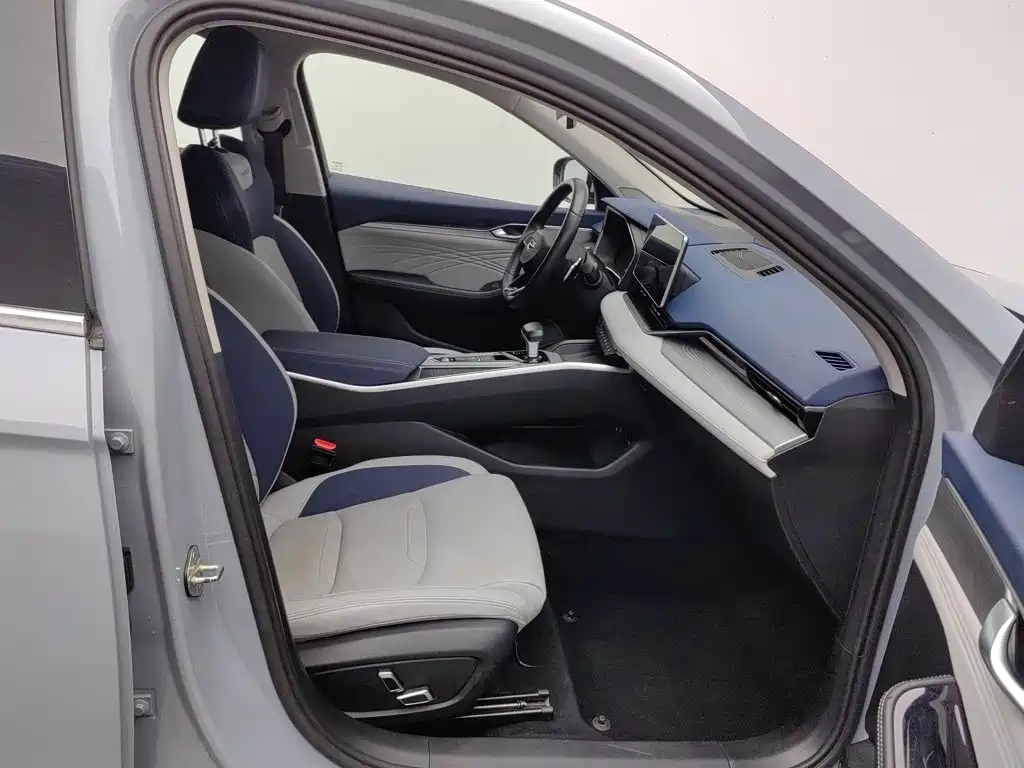 Geely Xingrui — миниатюра 23