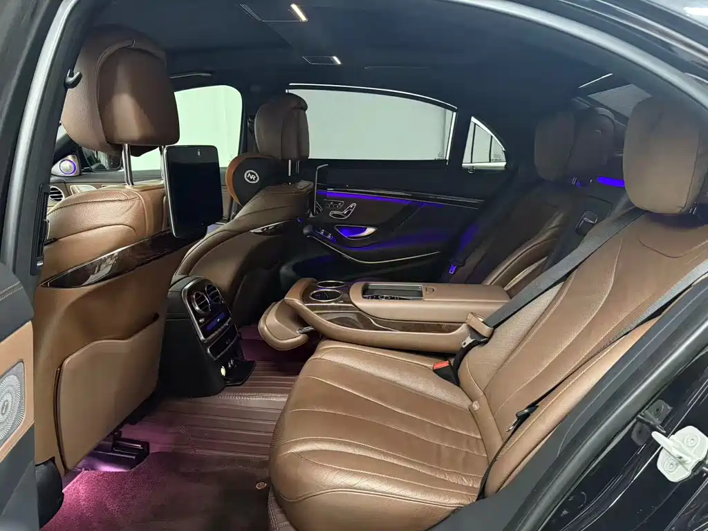 Mercedes-Benz S-Class — миниатюра 6