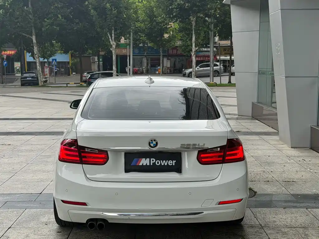 BMW 3 Series — миниатюра 4