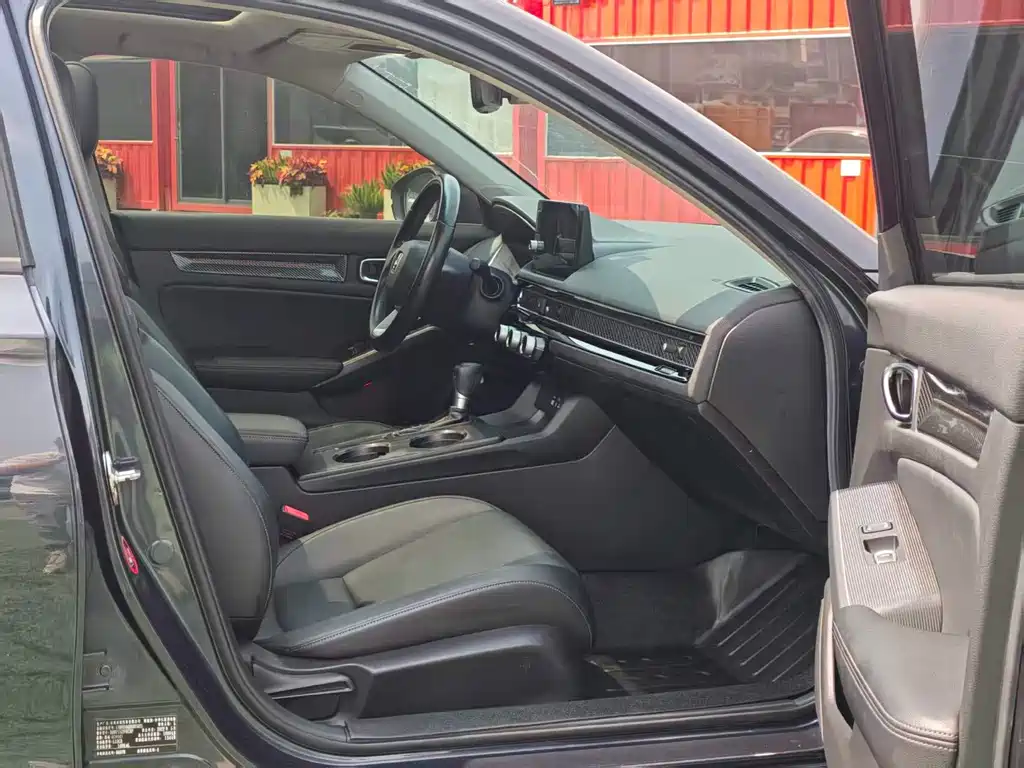 Honda Civic — миниатюра 12