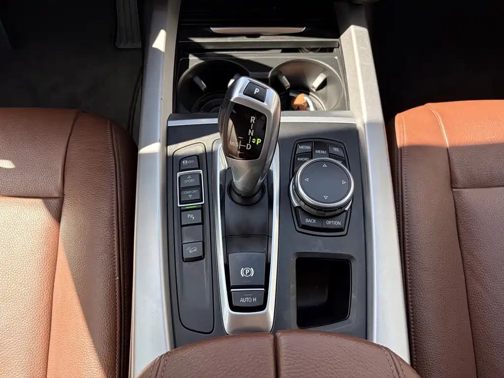BMW X5 (Import) — миниатюра 16