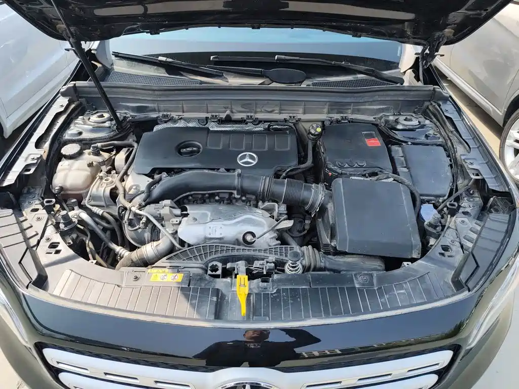Mercedes-Benz GLB — миниатюра 16