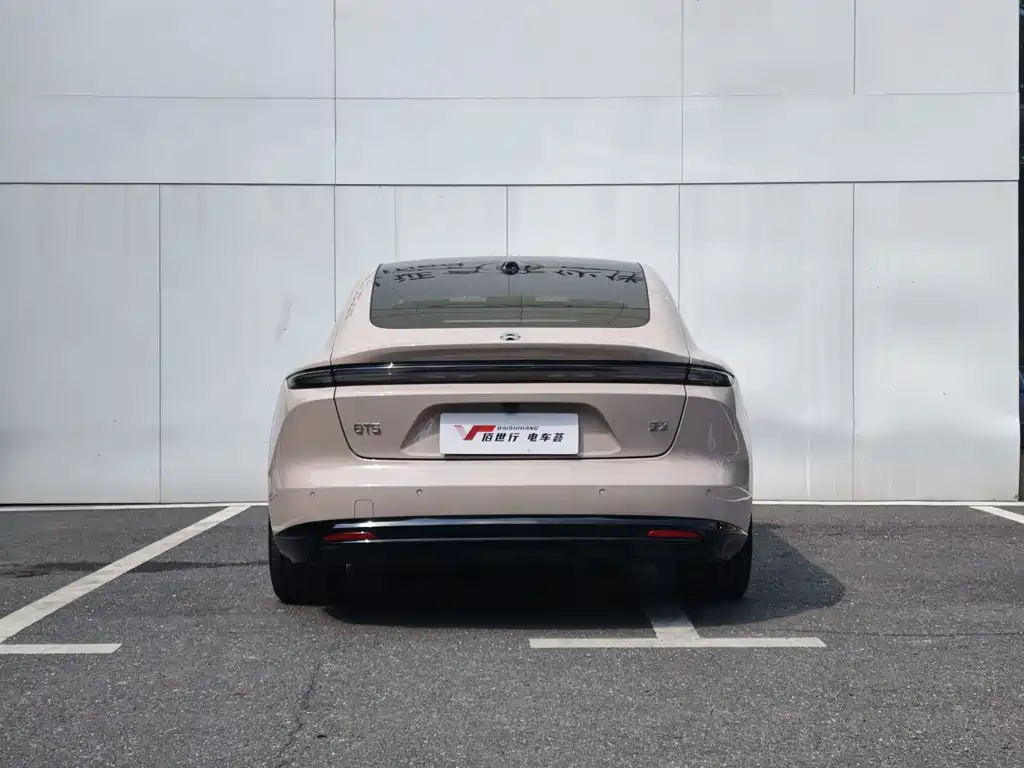NIO ET5 — миниатюра 5