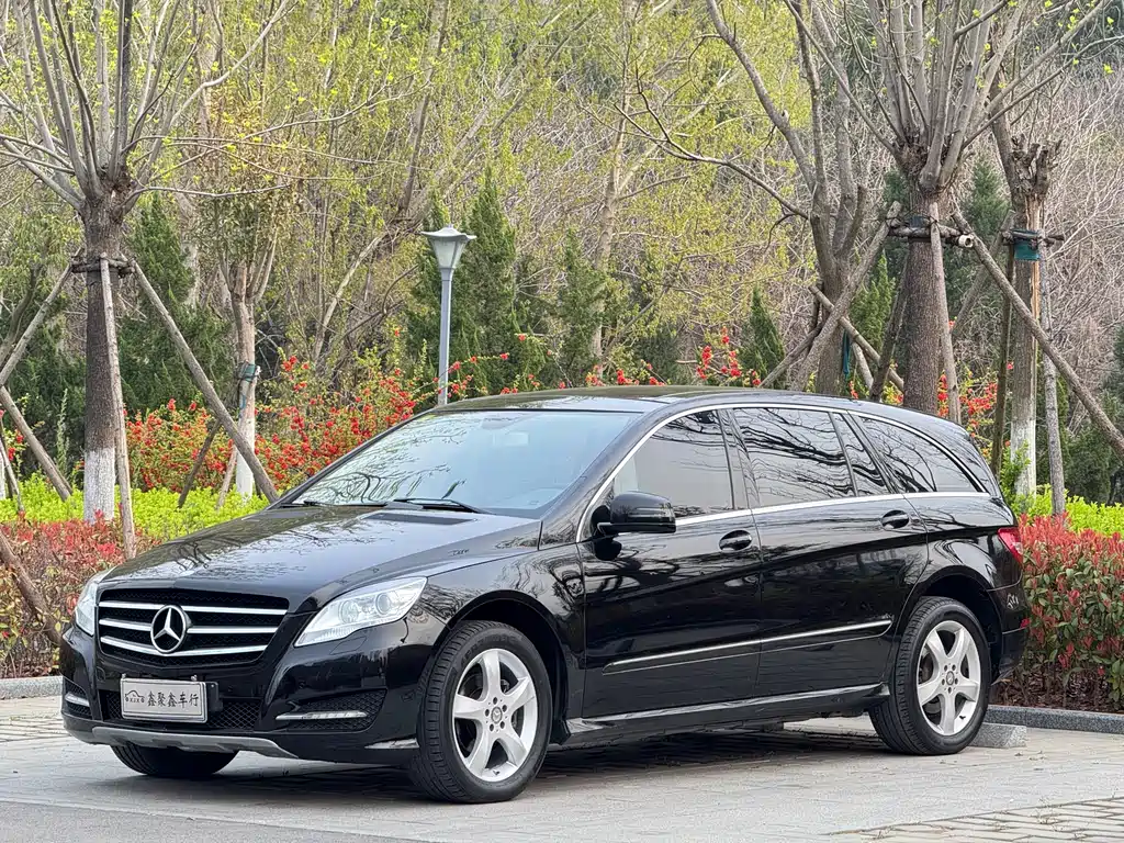 Mercedes-Benz R-Class 2015