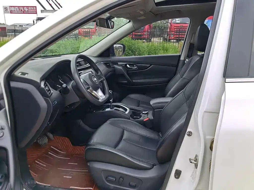 Toyota Camry — миниатюра 4