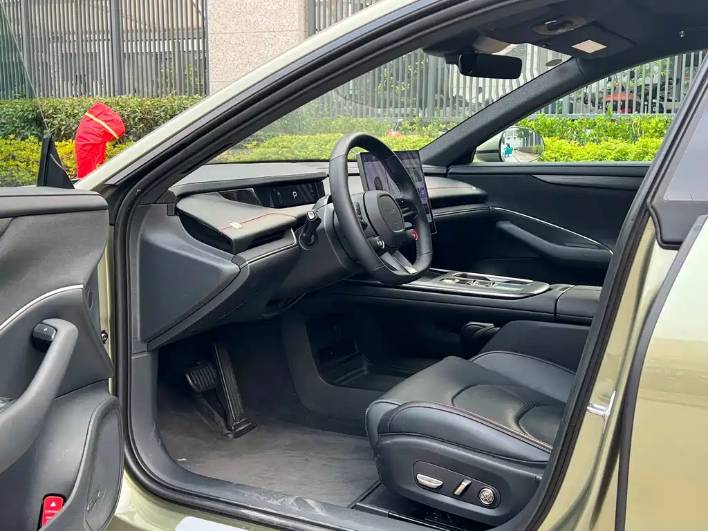 XIAOMI CAR XIAOMI SU7