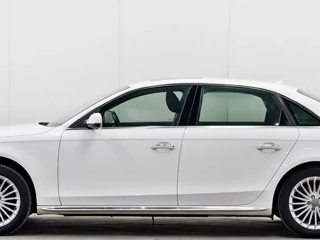 Audi A4L 2015 35 TFSI AT Comfort