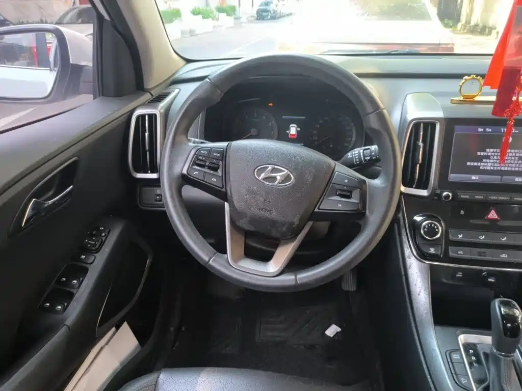 Hyundai ix35 — миниатюра 6