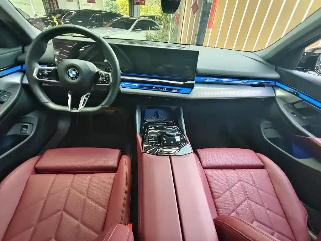 BMW 5 Series (Import) — миниатюра 8