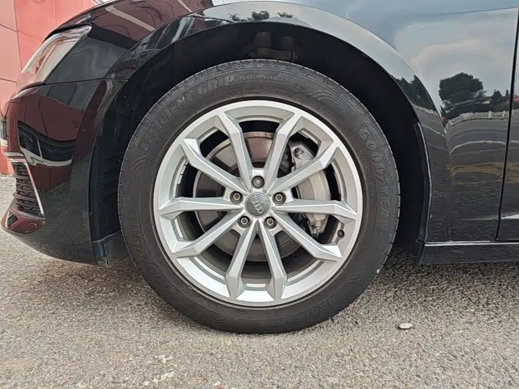 Audi A6L — миниатюра 23