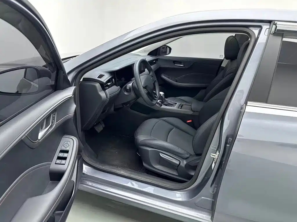 Roewe i5 — миниатюра 5