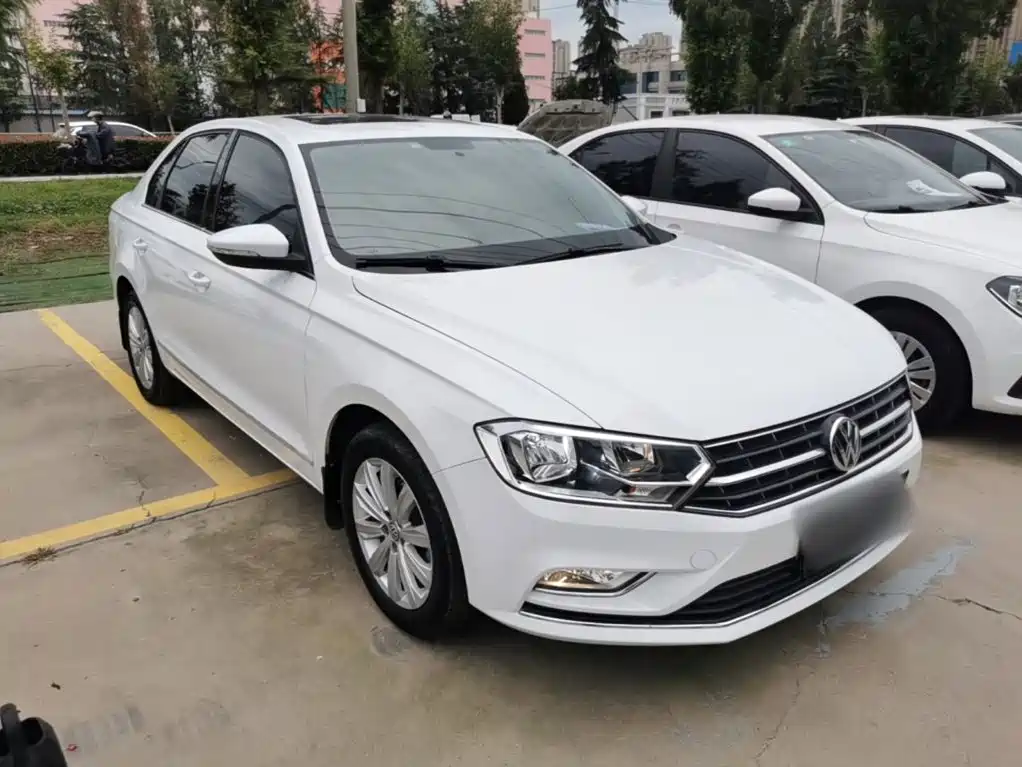Volkswagen Bora — миниатюра 4