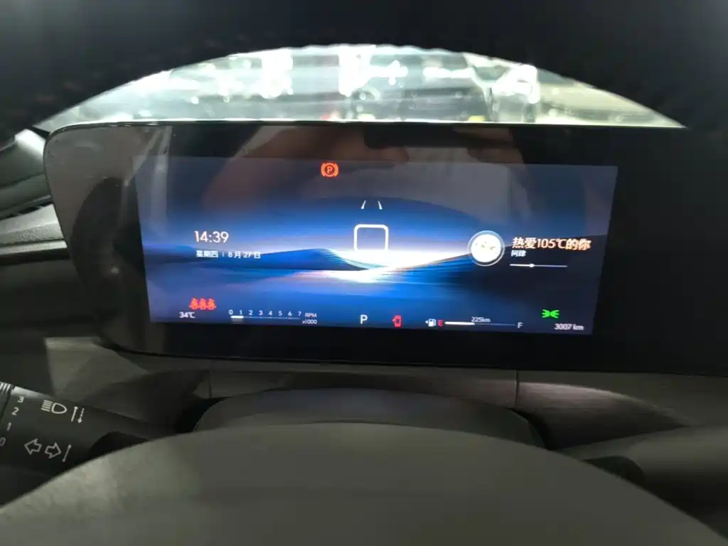 Buick Verano — миниатюра 12