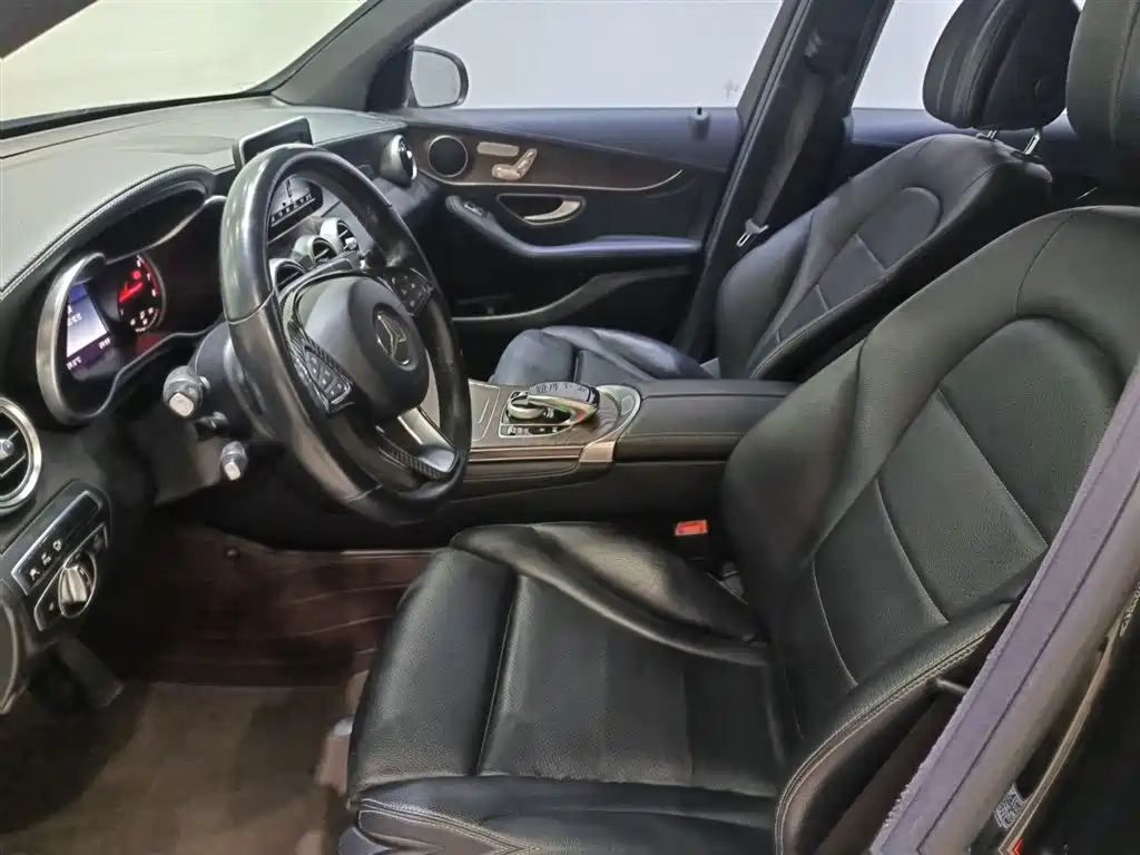 Mercedes-Benz GLC — миниатюра 4