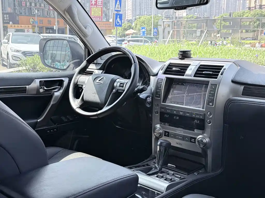Lexus GX — миниатюра 19