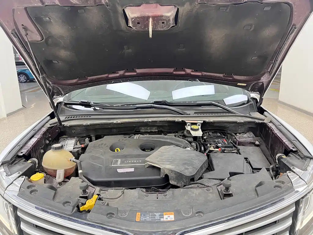 Lincoln MKC 2.0T 2WD Premium Edition, фото 25