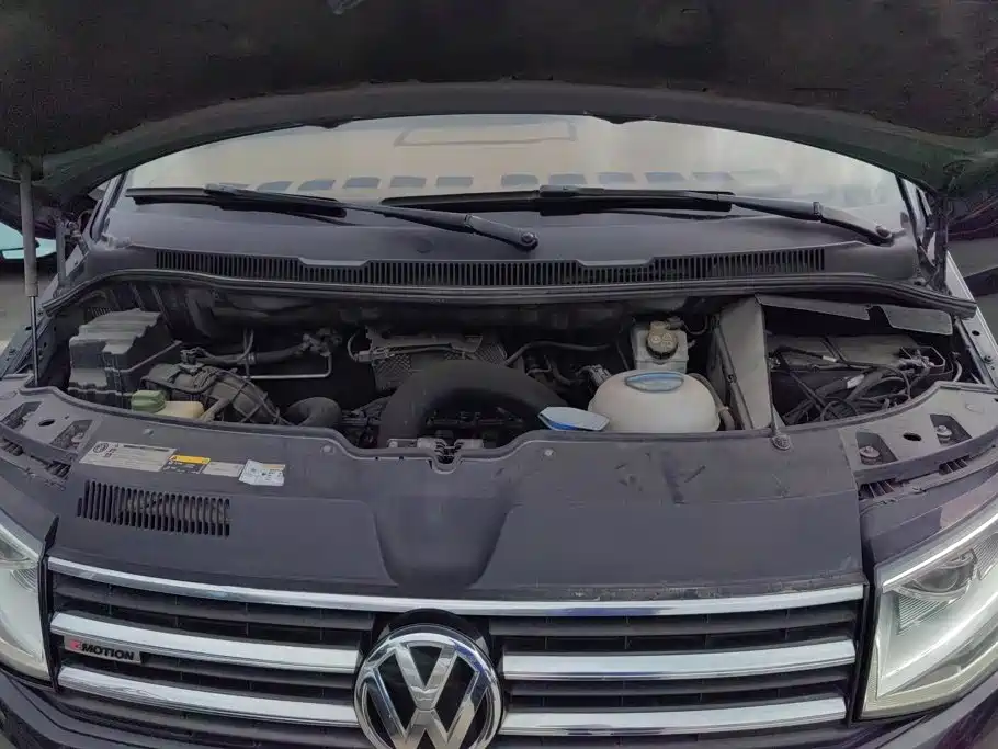 Volkswagen Caravelle — миниатюра 10