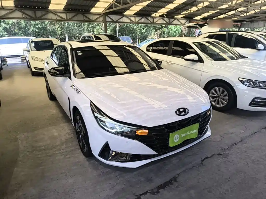 Hyundai Elantra — миниатюра 4