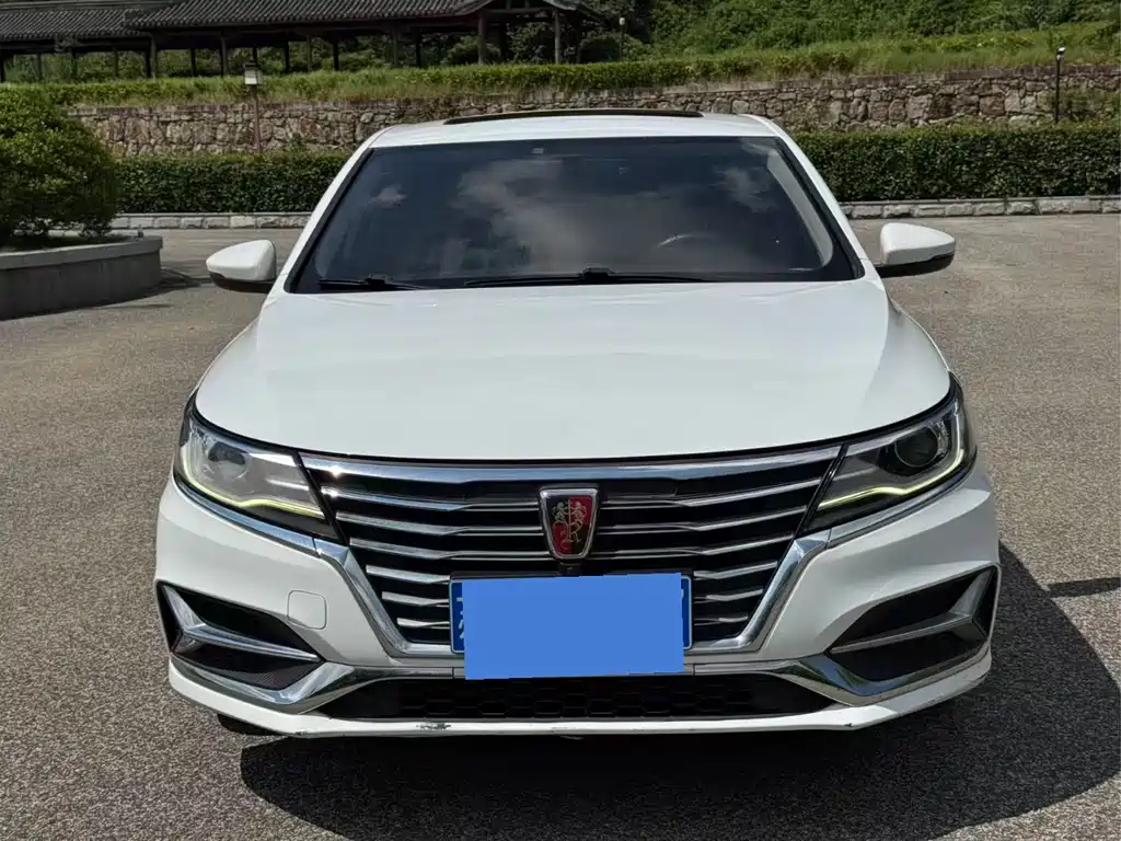 Roewe Roewe i6 Classic — миниатюра 3