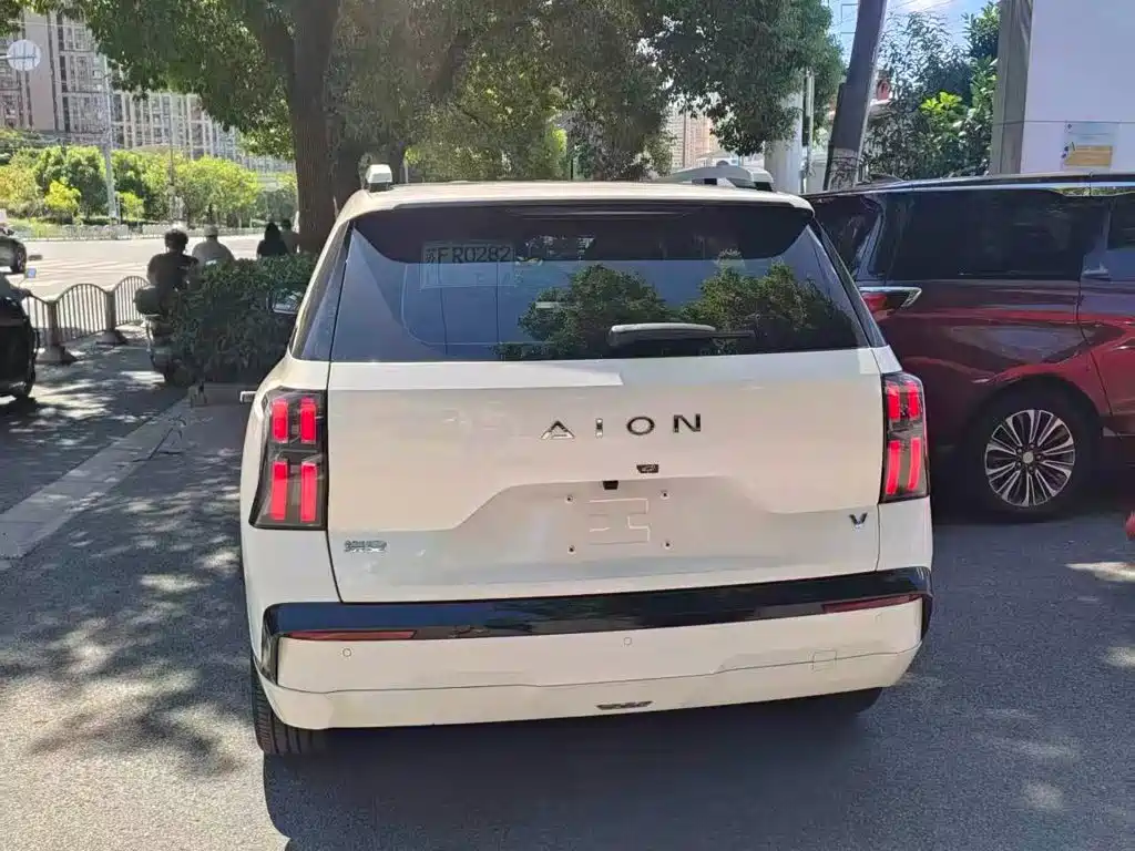 Aion AION V — миниатюра 2
