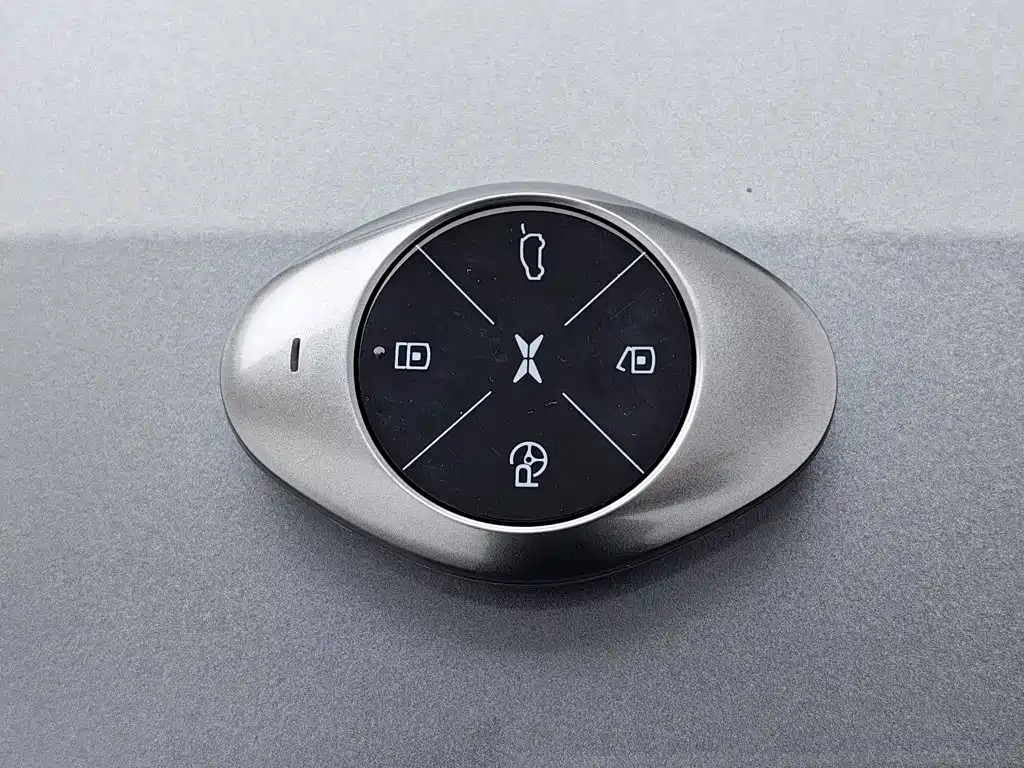 XPeng G3 — миниатюра 19