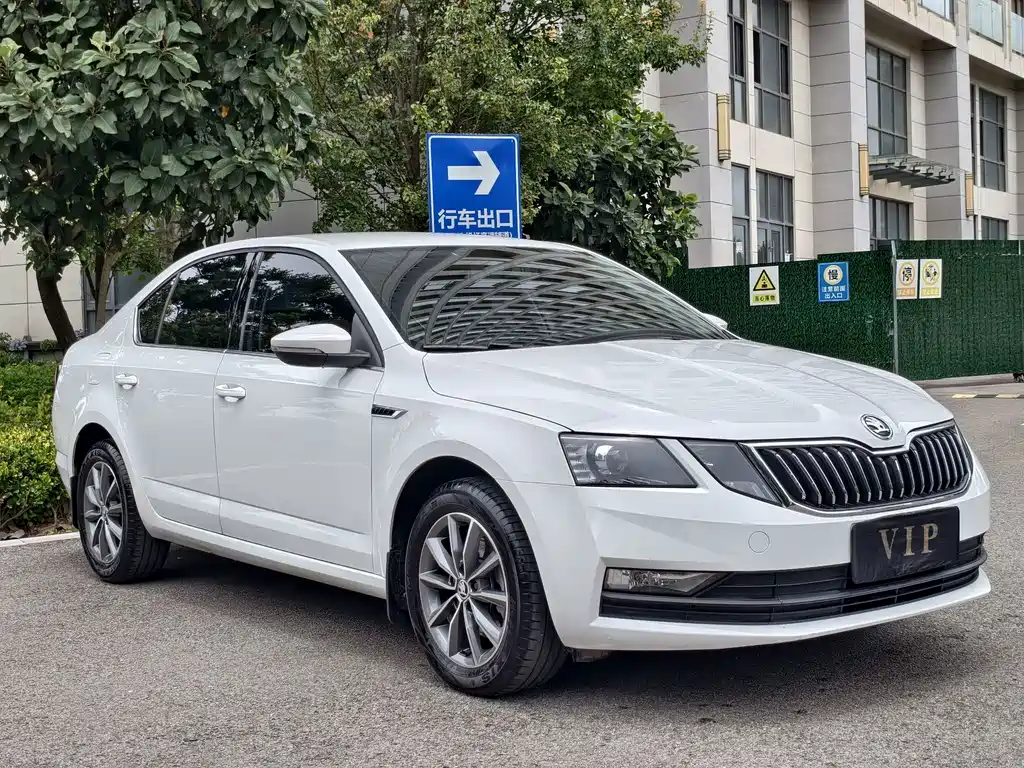 Skoda Octavia — миниатюра 3