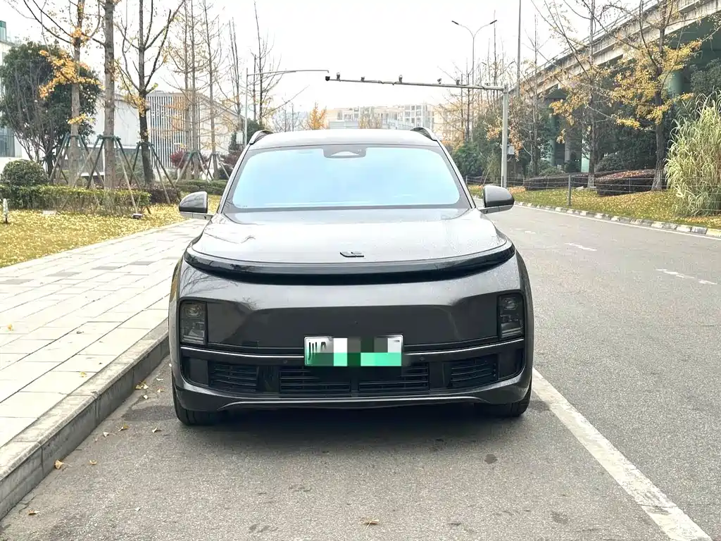 Li Auto IDEAL L8