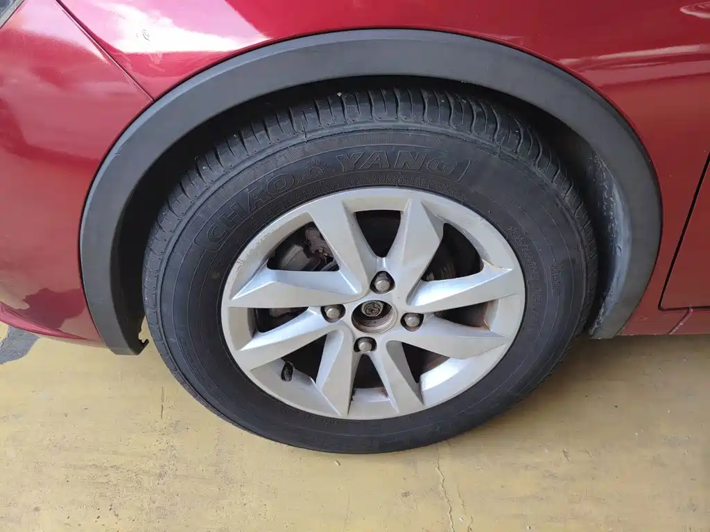Baojun 310W — миниатюра 23