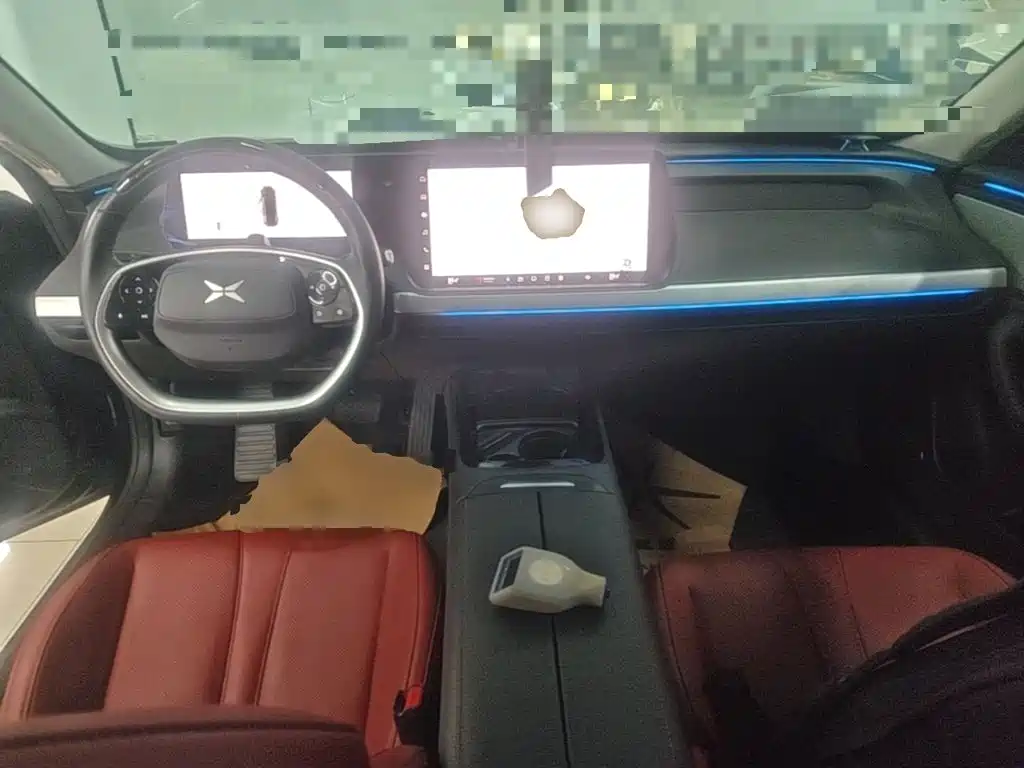 XPeng P7 — миниатюра 10