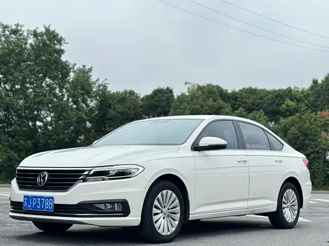 VOLKSWAGEN LAVIDA 2019