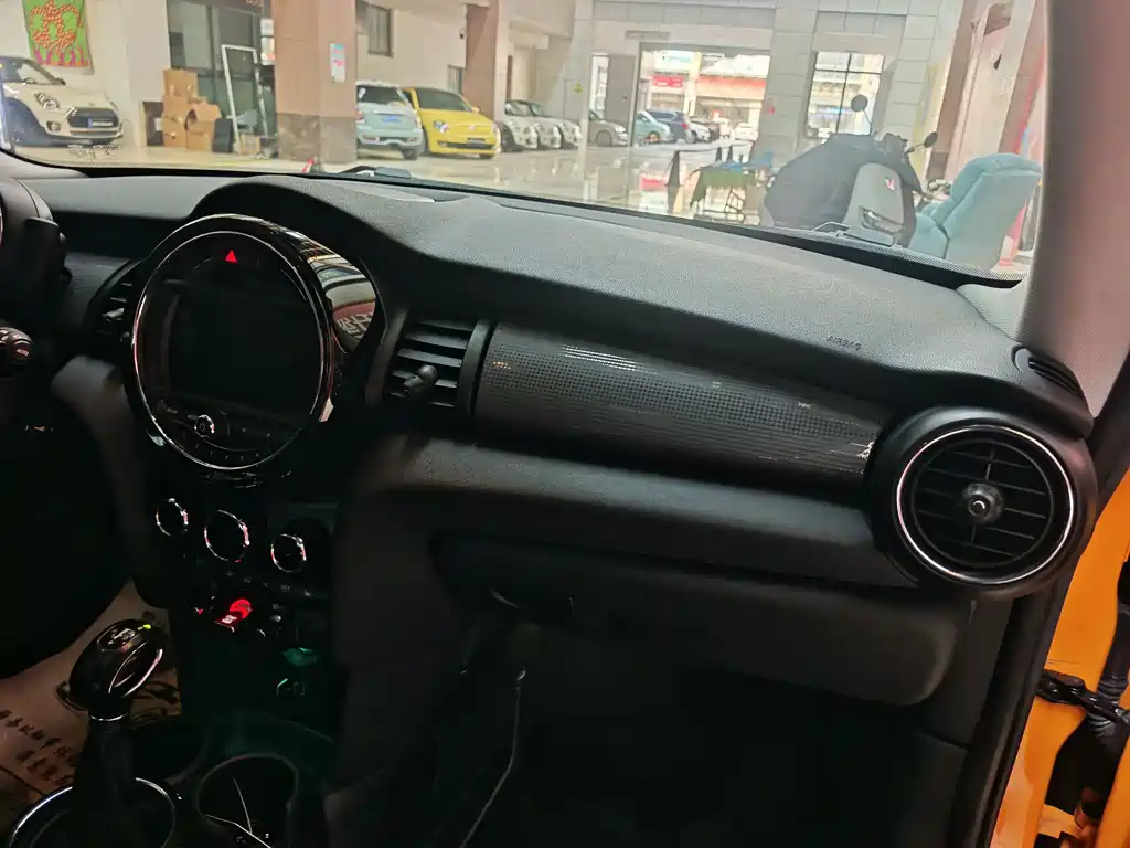 MINI Mini — миниатюра 18