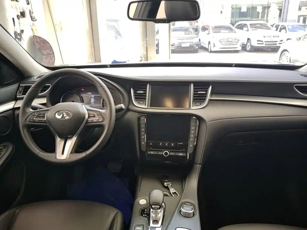 Infiniti QX50 — миниатюра 10
