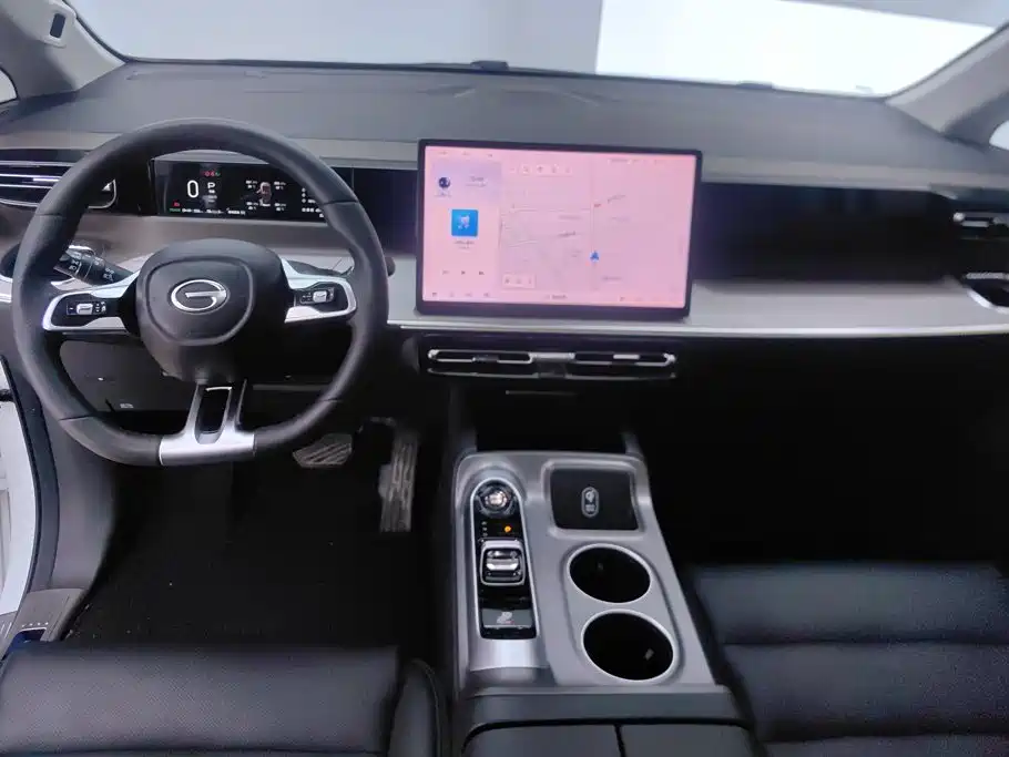 GAC Motor 传祺E8 PHEV — миниатюра 12