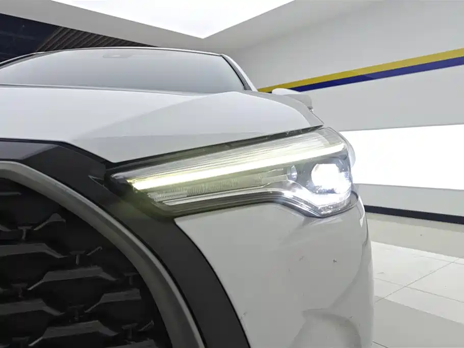 TOYOTA COROLLA SHARP AMPLIFIER