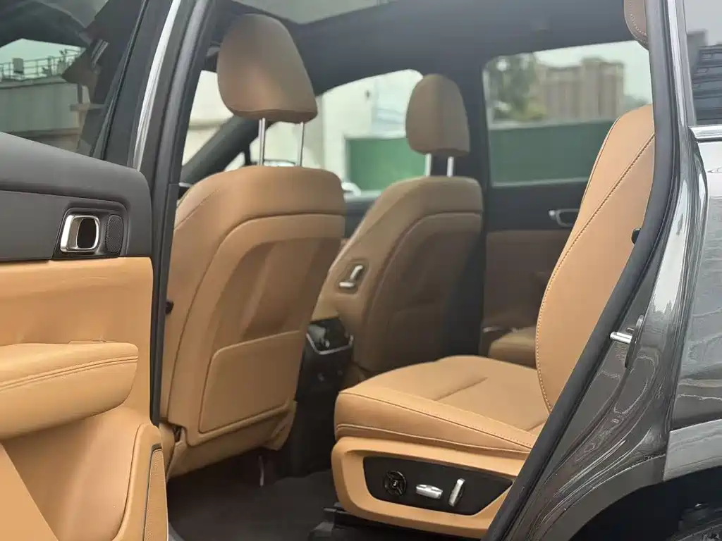 Li Auto Li ONE — миниатюра 9