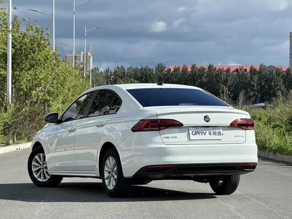Volkswagen Bora — миниатюра 4