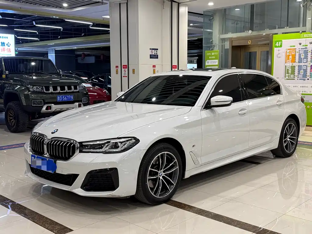 BMW 5 Series 2023