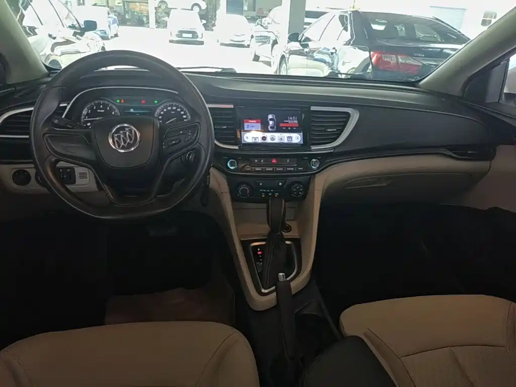 Buick Excelle — миниатюра 10