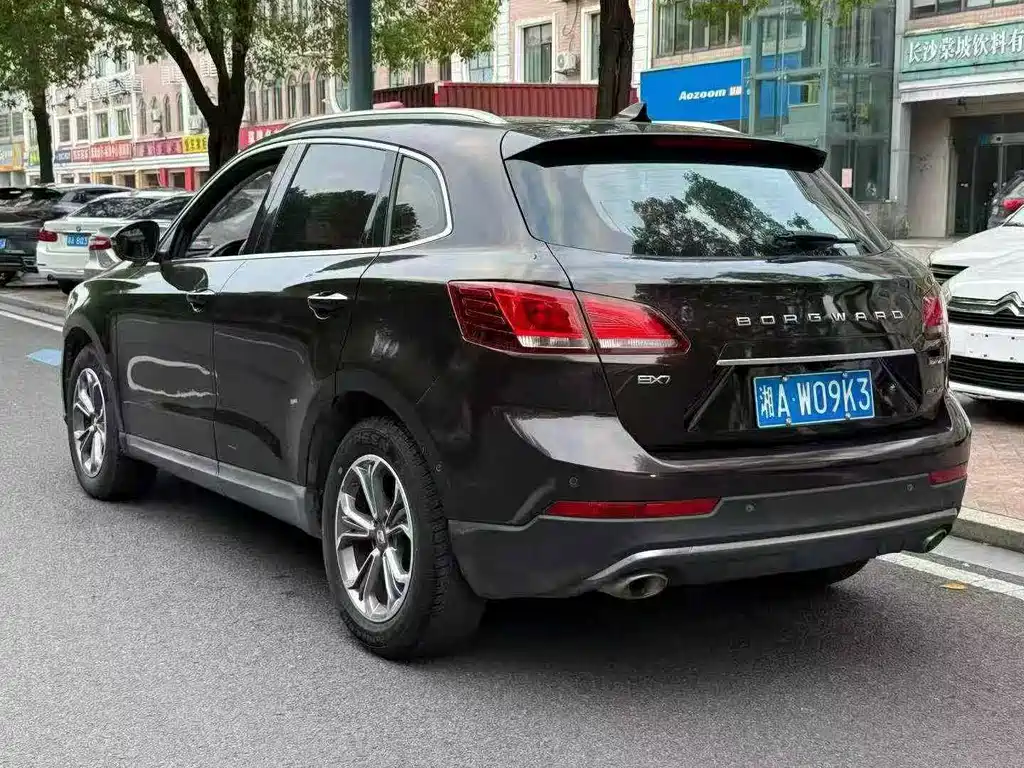Borgward BX7 — миниатюра 3