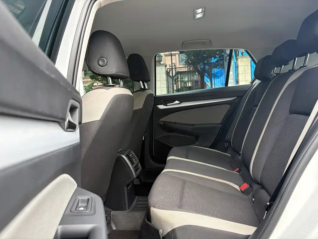 Volkswagen Golf — миниатюра 7