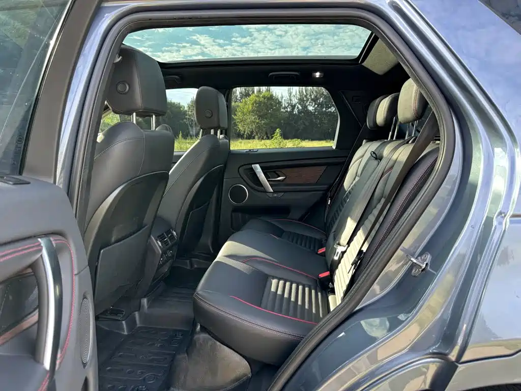 Land Rover Discovery Sport — миниатюра 9
