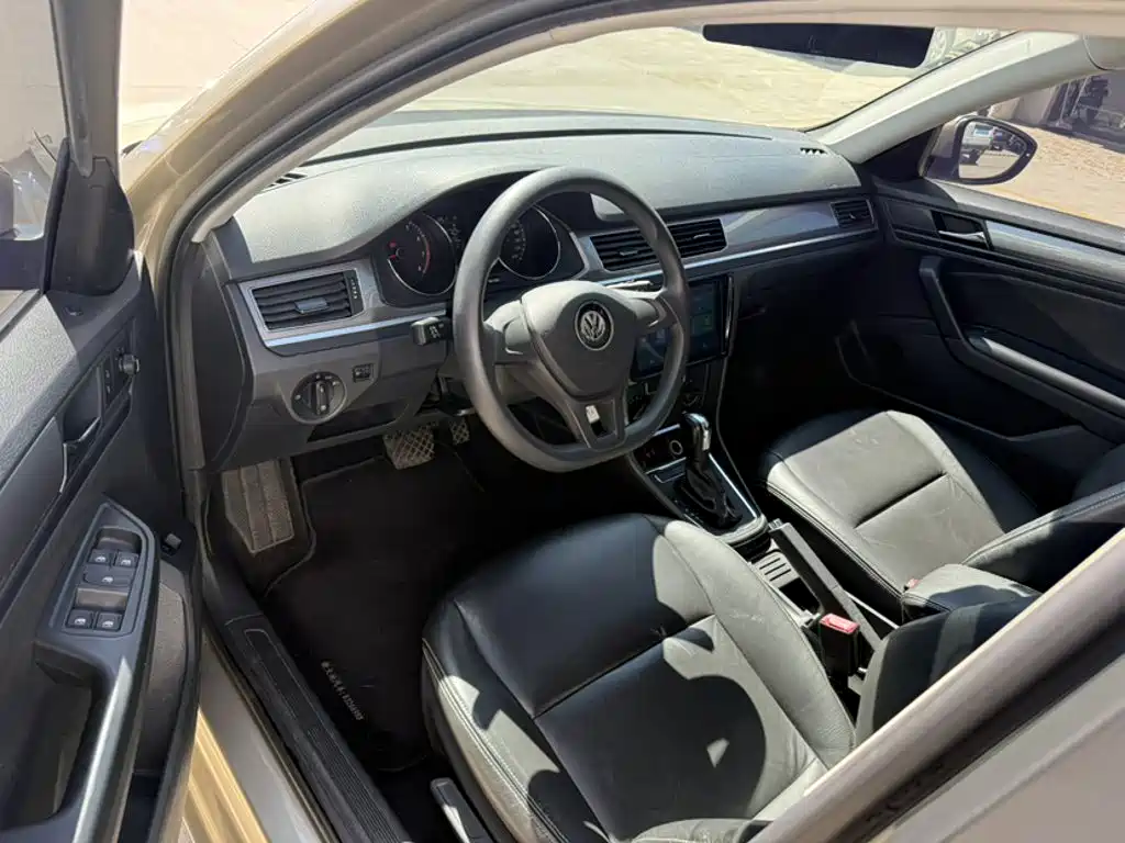 Volkswagen Bora — миниатюра 12