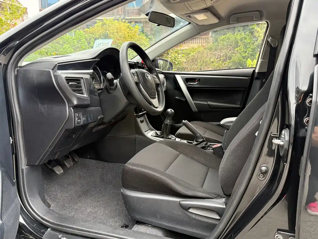 Toyota Corolla — миниатюра 6