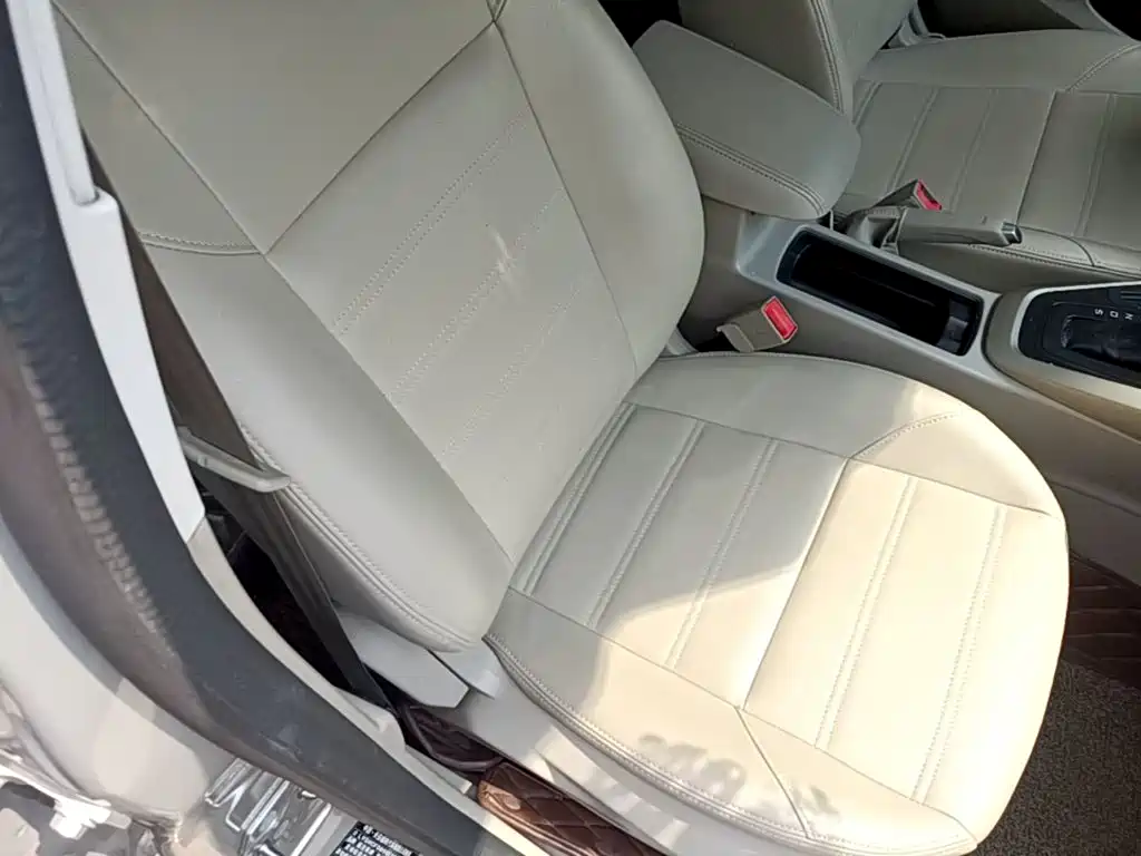 Ford Focus — миниатюра 25