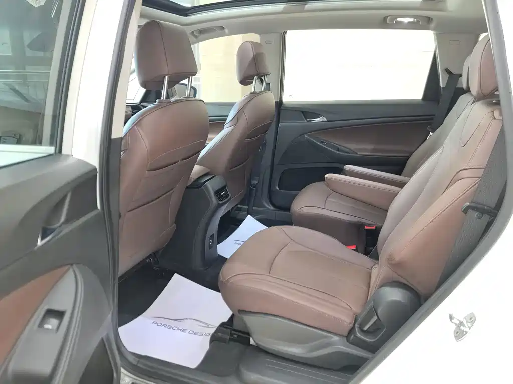 Buick GL6 — миниатюра 5