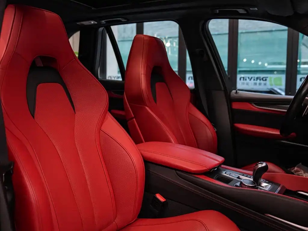 BMW X5 M — миниатюра 6