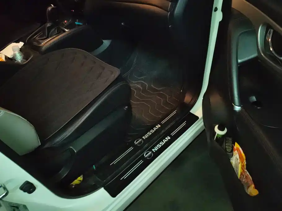 Nissan Qashqai — миниатюра 8